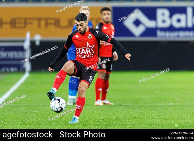 Seraing's Georges Mikautadze pictured in action during a soccer match between KAA Gent and Royal Football Club Seraing, Wednesday 23 February 2022 in Gent