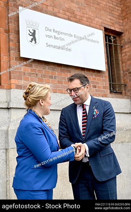 18 November 2022, Berlin: Franziska Giffey (SPD), governing mayor of Berlin, meets Oleksii Makeiev, Ambassador of Ukraine to Germany