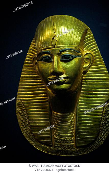 funerary mask of Pharaoh Amenemope, He was the son of Psusennes, Ancient Egyptians, Egyptian museum, Cairo, Egypt