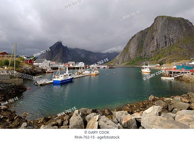 Hamnoya, Moskenesoya Island, Lofoten Islands, Norway, Scandinavia, Europe