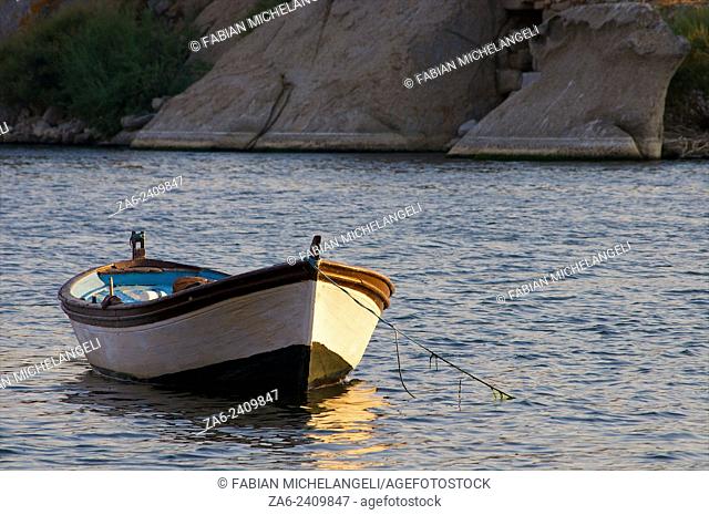 Fishing Boat near the village of Kapikiri at the foot of Mt Latmos on the shore of Lake Bafa in southwestern Turkey. In ancient times Lake Bafa was open to the...