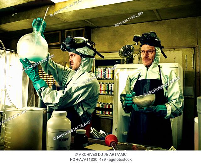 Breaking Bad TV Series 2008 - 2013 USA 2009 Season 2 Created by : Vince Gilligan Aaron Paul, Bryan Cranston. It is forbidden to reproduce the photograph out of...