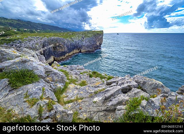 Coastline and Cliffs, Cantabrian Sea, Buelna, Llanes, Asturias, Spain, Europe