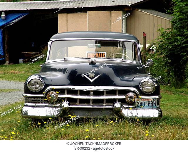USA, United States of America : Old car for sale