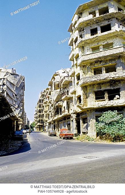 Although the end of the first civil war, which struck Lebanon from the 1970s to 1990, was already a few years ago - the traces of fighting and the destruction...