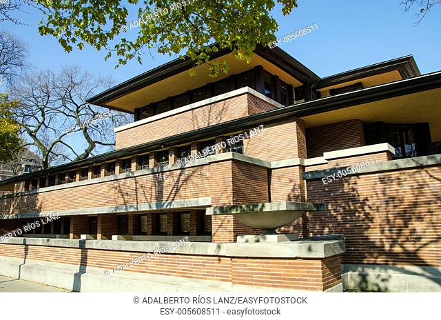 The Robie House in Chicago is a residence designed by American architect Lloyd Wright Frank. It is now a museum and a registered historical site