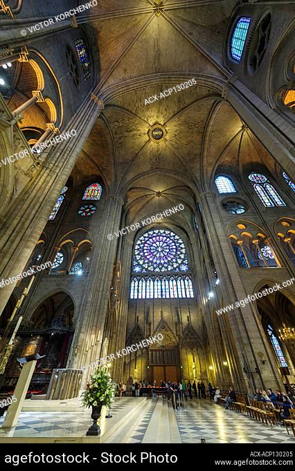 Notre Dame de Paris interior