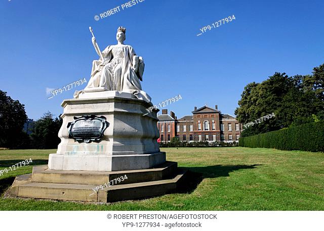 Statue of Queen Victoria by her daughter Princess Louise, outside Kensington Palace, London, UK