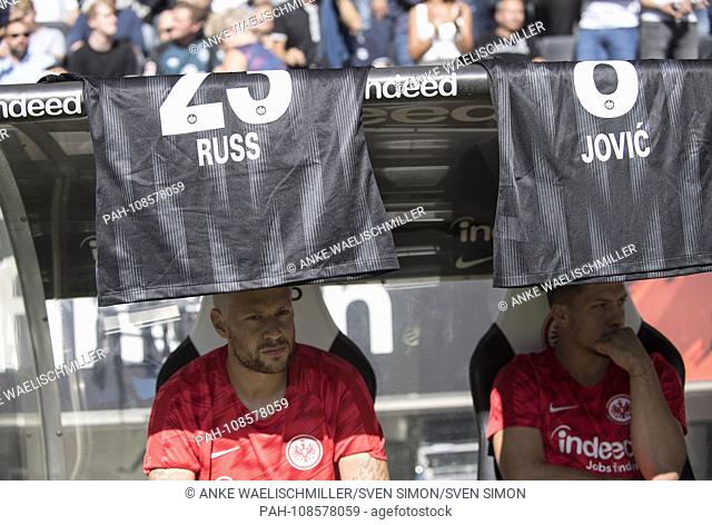 left to right Marco RUSS (F) and Luka JOVIC (F) are sitting on the bench, hanging off their jerseys as sunscreen. Soccer 1.Bundesliga, 2