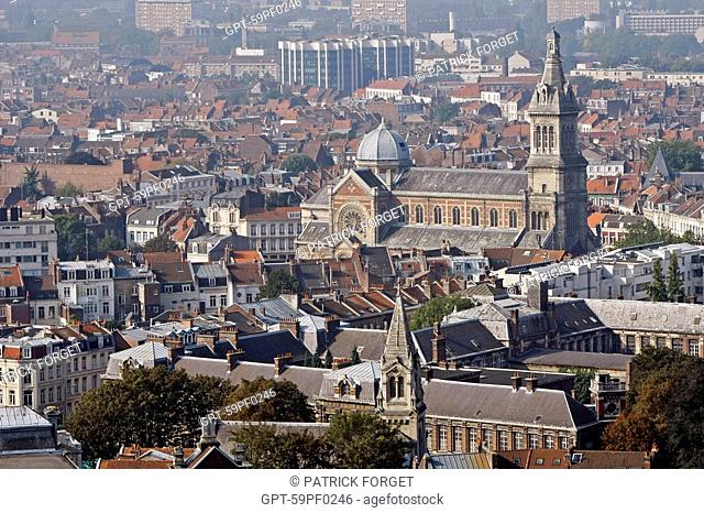CHURCH IN THE SAINT-SAUVEUR NEIGHBORHOOD SEEN FROM THE BELFRY OF THE CITY HALL, LILLE, NORD 59, FRANCE