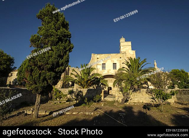 torre central, isla del Lazareto, Illa del Llatzeret, interior del puerto de Mahón, Menorca, balearic islands, Spain