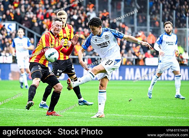 Mechelen's Rob Schoofs and Club's Hugo Vetlesen pictured in action during a soccer match between KV Mechelen and Club Brugge KV Sunday 10 December 2023 in...