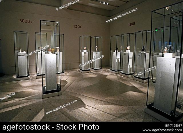 Showcases and exhibits, exhibition rooms, Egyptian Museum, Neues Museum, Museum Island, Berlin, Germany, Europe