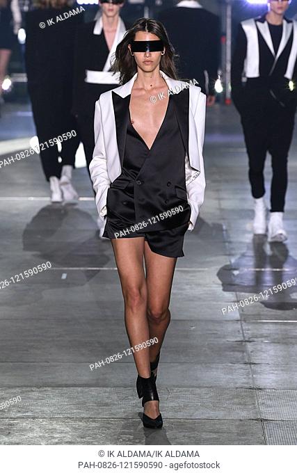 BALMAIN HOMME runway show during Paris Fashion Week Menswear SS20, PFW Homme Spring Summer 2020 Collection - Paris, France 21/06/2019 | usage worldwide