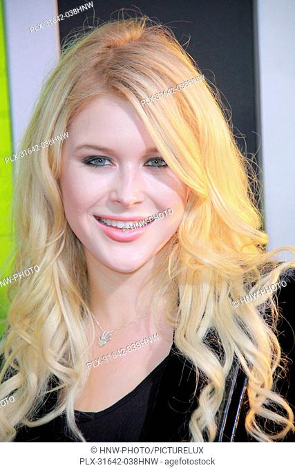 Renee Olstead 09/10/2012 The Perks Of Being A Wallflower Premiere held at Arclight Cinerama Dome in Hollywood, CA Photo by Mayuka Ishikawa / Hollywoodnewswire