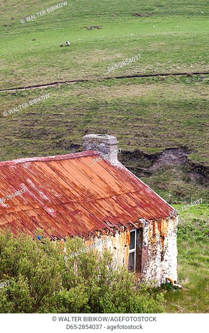 Ireland, County Donegal, Inishowen Peninsula, Malin Head, Ballygorman, house