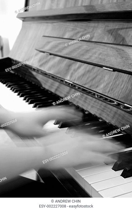 Piano Hands Blur