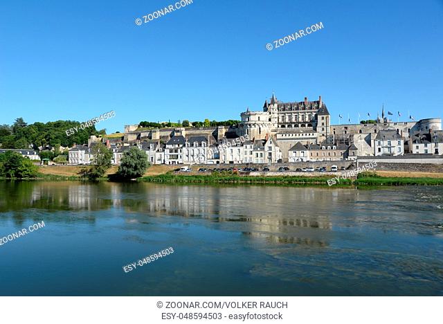 Schloss amboise, Loire, schloss , amboise, loiretal, frankreich, schloesser der loire, sehenswert, sehenswürdigkeit, architektur, fluss, gewässer, wasser