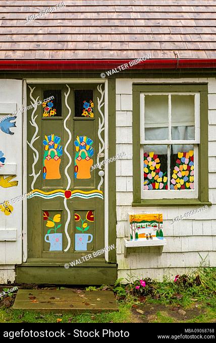 Canada, Nova Scotia, Digby, Maud Lewis House Replica built by Murray Ross, perfect replica of painter Maude Lewis's house now on display at the Art Gallery of...