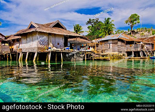 Village with stilt houses of the Bajau sea nomads, Malenge Island, Tomini Bay, Togian Islands, Sulawesi, Indonesia