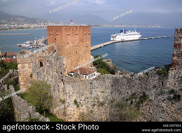 Kizikule is an octagonal tower in Alanya. Kizilkule was built in 1226 by a Syrian architect by order of Sultan Alaeddin. Today it houses an ethnographic museum...