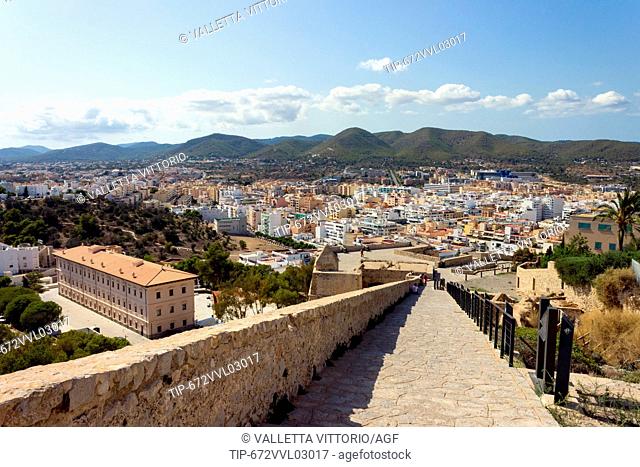 Spain, Balearic Islands, Ibiza, Eivissa, cityscape from Dalt Vila