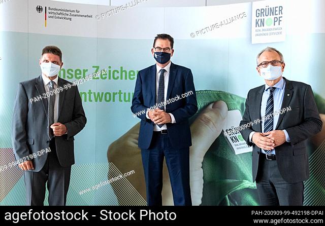 09 September 2020, Berlin: Gerd Müller (M, CSU), Development Minister, Ulrich Lilie (r), President of Diakonie Deutschland, and Hans Jörg Millies (l)