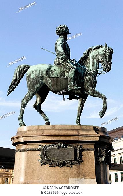 Equestrian monument, emperor Franz Joseph I, Albertina, Vienna, Austria