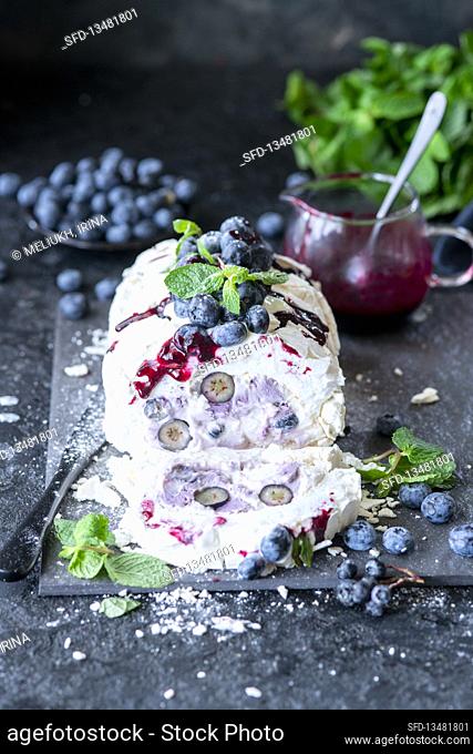 Blueberry meringue roll