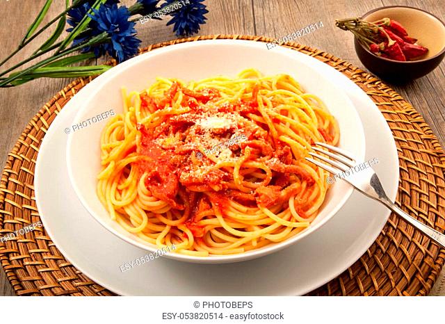 original italian pasta all'amatriciana