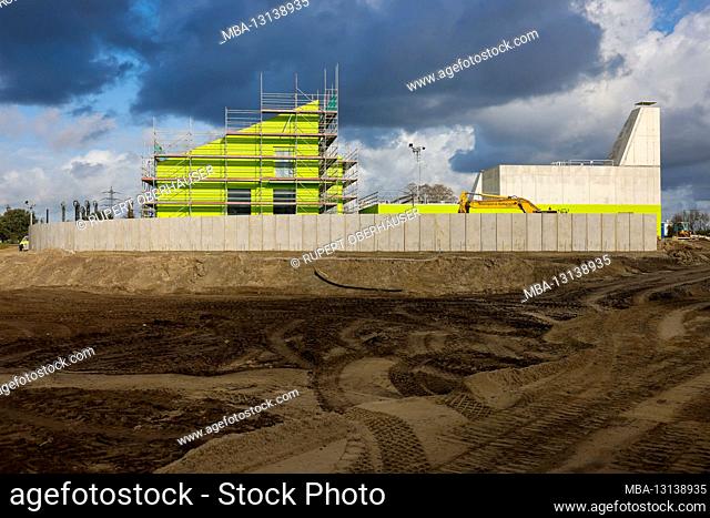 Oberhausen, Ruhr area, North Rhine-Westphalia, Germany - Emscher conversion, new construction of the Emscher AKE sewer, here the new pumping station in...