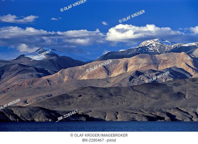 Mountains at Tso Moriri, Changtang or Changthang, Ladakh, Indian Himalayas, Jammu and Kashmir, North India, India, Asia