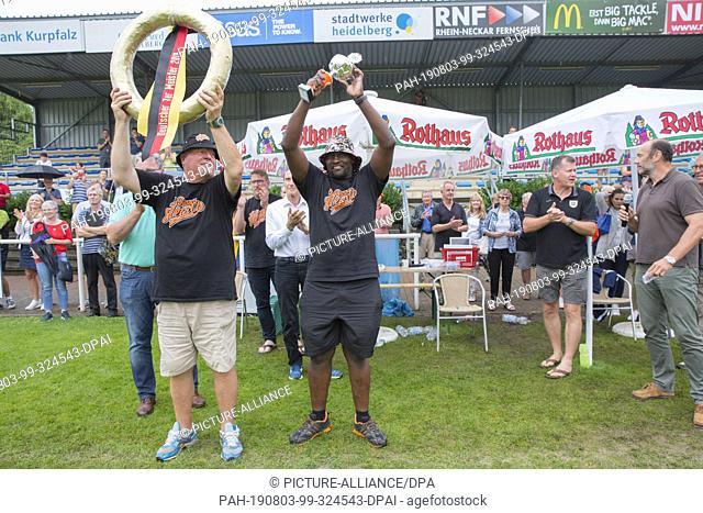 28 July 2019, Baden-Wuerttemberg, Heidelberg: German championships in seven-man rugby on 27 and 28 July 2019 in Heidelberg. Award ceremony