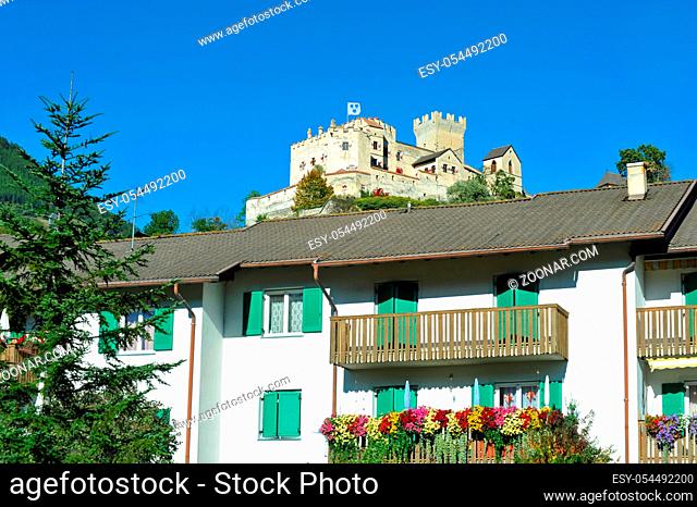 Meraner Straße, via Merano, Merano, Churburg, Castel Coira, Vintschger, Burg, high medieval castle, knights castle, castle complex, hill castle, Schluderns