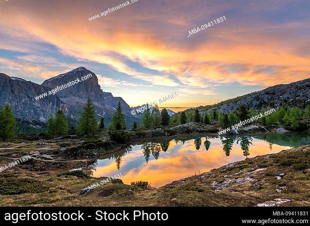 Sunrise at Lago di Limides, view of the Tofane, Dolomites, Italy