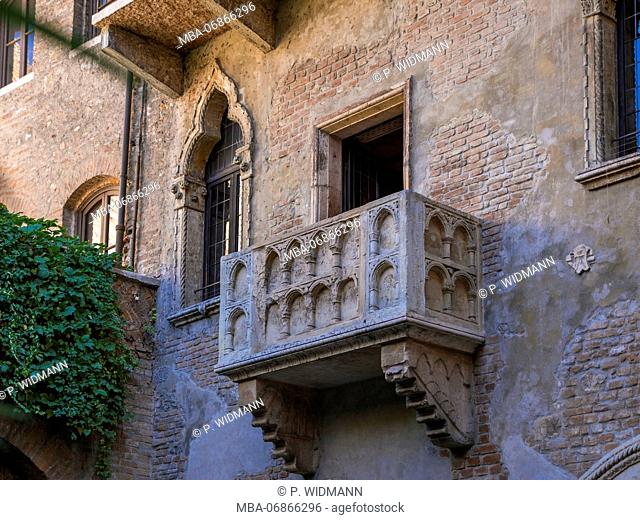 Balcony at Juliet's House, Casa di Giulietta, Verona, Veneto, Veneto, Italy, Europe