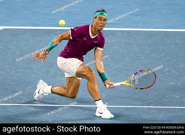 30 January 2022, Australia, Melbourne: Tennis: Grand Slam - Australian Open, men's singles, final: Nadal (Spain) - Medvedev (Russia)