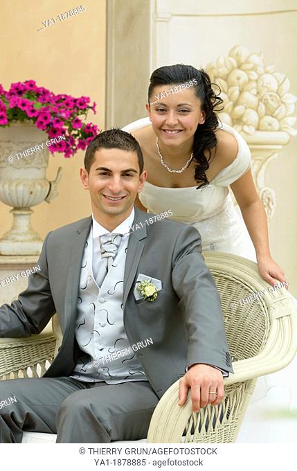 Italian wedding couple in villa, Firenze, Tuscany, Italy