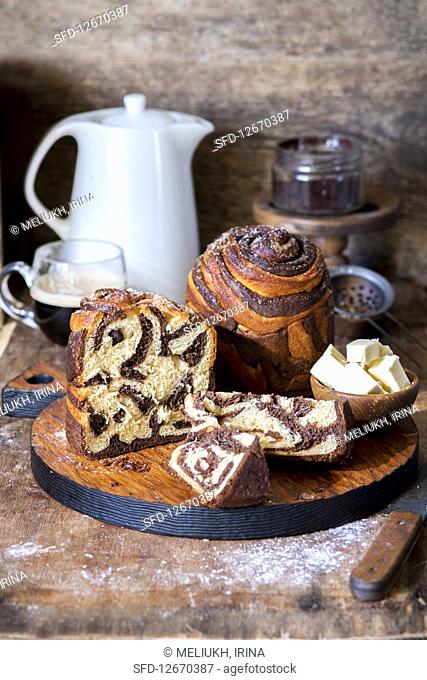 Cocoa swirl bread