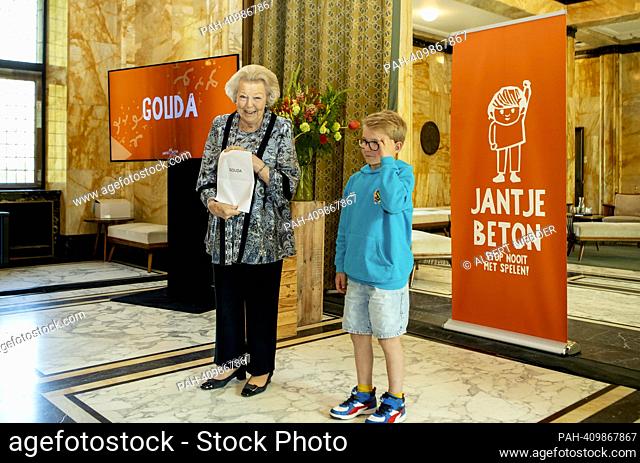 Princess Beatrix of The Netherlands at the City Hall in Leiden, on May 22, 2023, to award the Jantje Beton Prijs. Jantje Beton awards this prize to the most...
