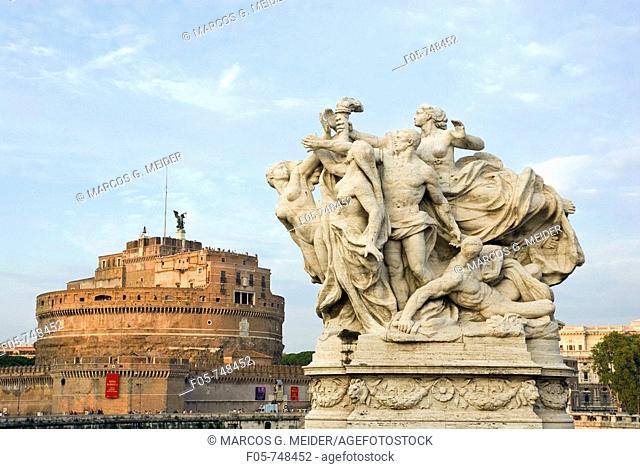 Castel Sant«Angelo seen from Vittorio Emanuele II Bridge  Rome, Lazio, Italy
