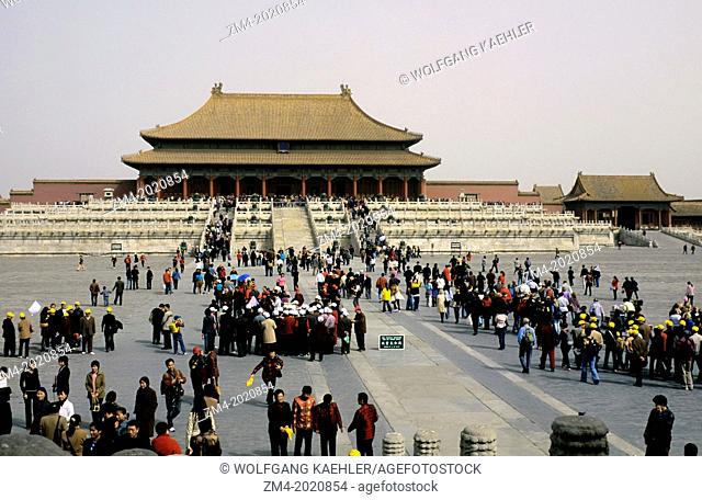 CHINA, BEIJING, FORBIDDEN CITY, IMPERIAL PALACE, VIEW OF HALL OF SUPREME HARMONY (TAIHEDIAN)