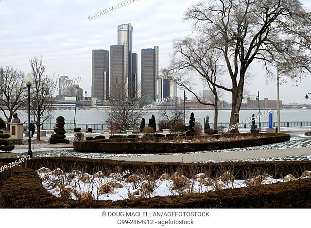 Dieppe Gardens Park in Windsor, Ontario and Detroit skyline in winter