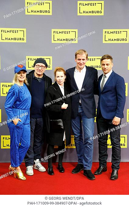 Film director Lars Kraume (2nd from right) and actors Marijtje Rutger (left to right), Rainer Bock, Birgit Minichmayr and Tom Wlaschiha arriving to the Cinemaxx...