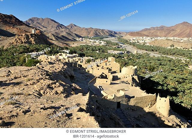 View over Franja oasis and Wadi Samail, Batinah Region, Sultanate of Oman, Arabia, Middle East