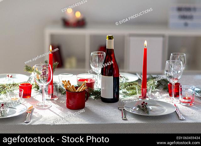 christmas dinner party table serving at home