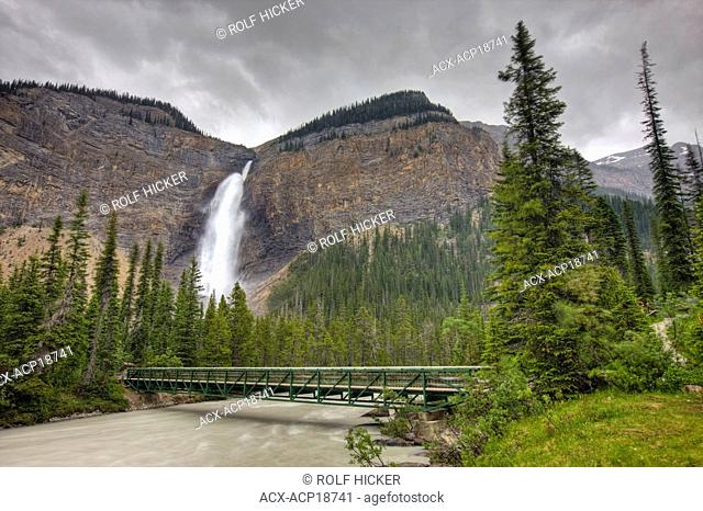 Bridge along the trail to Takakkaw Falls waterfall along the Yoho River in Yoho National Park, British Columbia, Canada