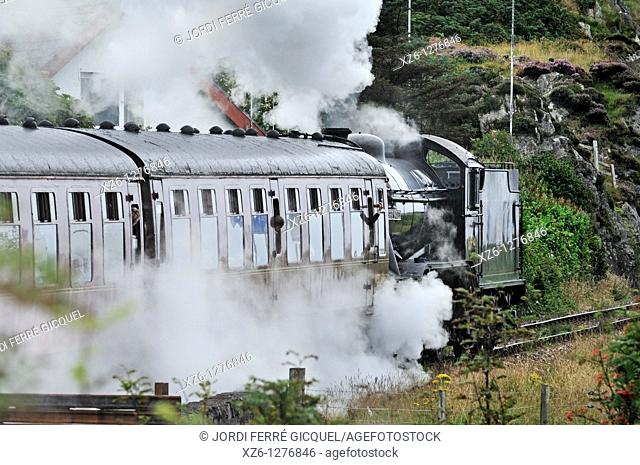 The Harry Potter Steam Train, Mallaig, Highlands, Scotland, United Kingdom, Europe