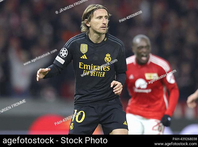 firo: 12.12.2023 Soccer, Football, Men's UEFA Champions League Union Berlin - Real Madrid 2:3 Luka Modric Modric misses a penalty, disappointed sadness