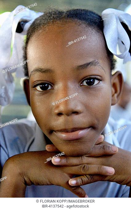 Girl, 12 years, portrait, Port-au-Prince, Ouest Department, Haiti